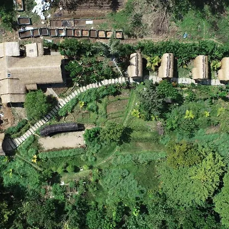 Sten Lodge Labuan Bajo Exterior photo