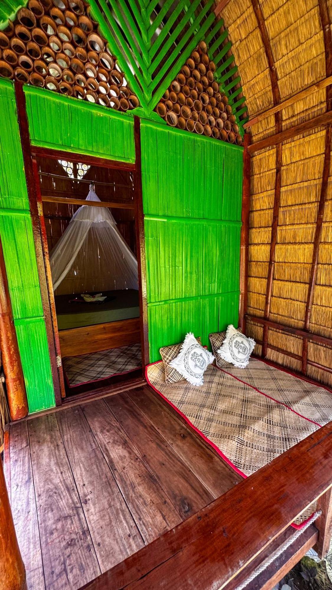 Sten Labuan Bajo